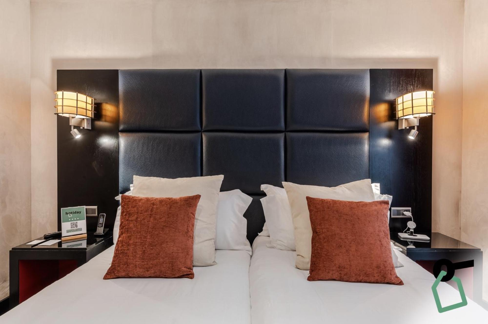 Hotiday Room Collection - Paris Arc De Triomphe Exterior foto